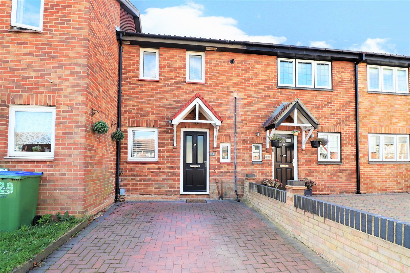 Ashurst Close, Crayford, Kent, DA1 Anthony Martin, Award Winning Estate Agents Barnehurst