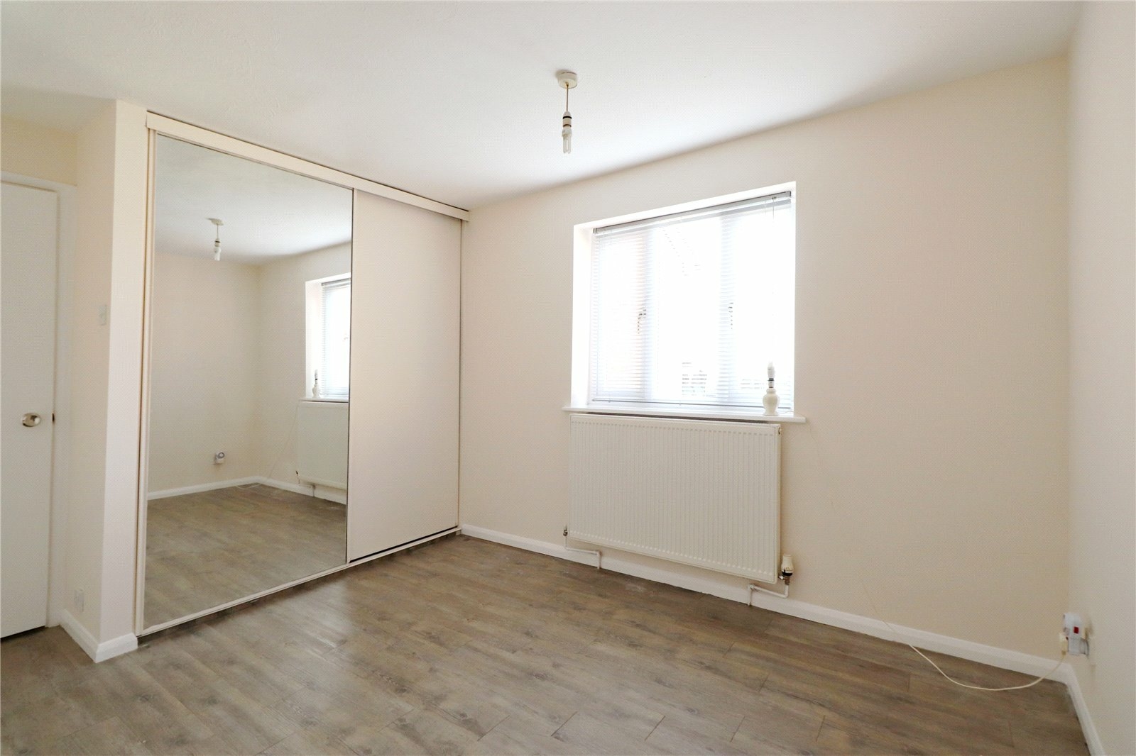 Woodfall Drive, Crayford, Kent, DA1 Anthony Martin, Award Winning Estate Agents Barnehurst