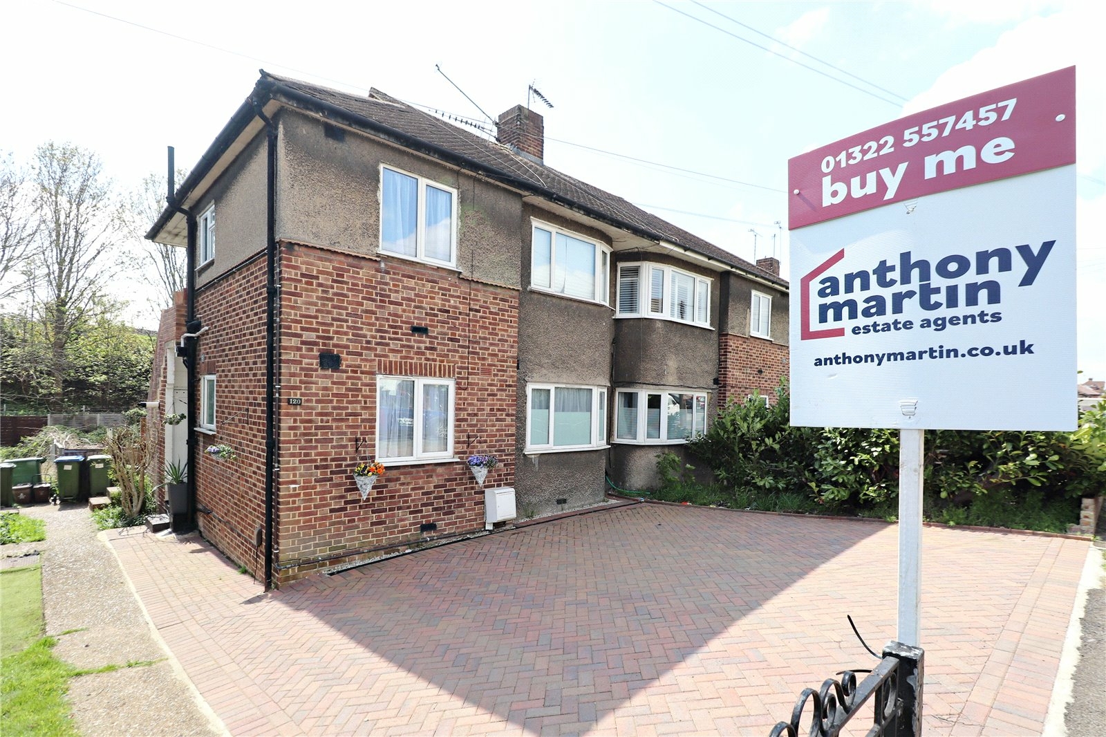 Eversley Avenue, Bexleyheath, Kent, DA7 Anthony Martin, Award Winning