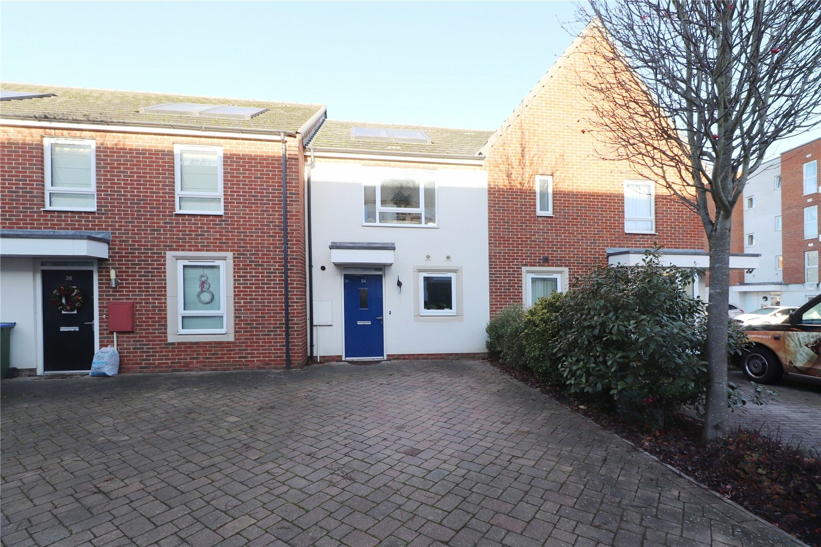 Alcock Crescent, Crayford, Kent, DA1 Anthony Martin, Award Winning