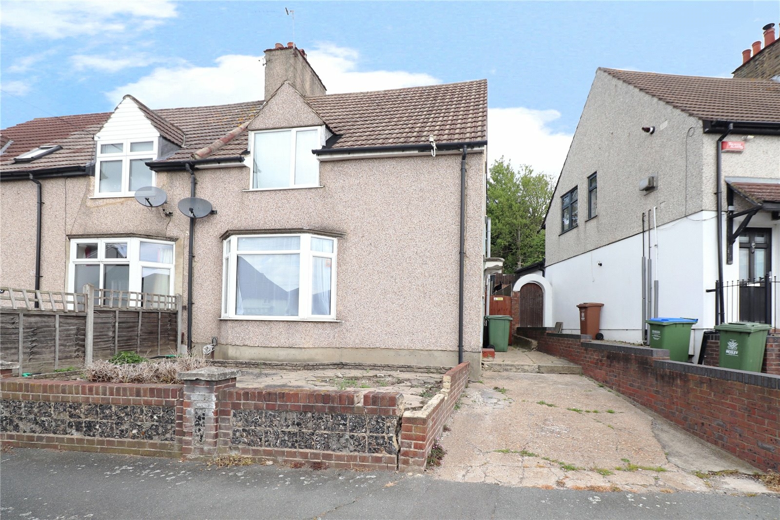 Green Walk, Crayford, Kent, DA1 Anthony Martin, Award Winning Estate