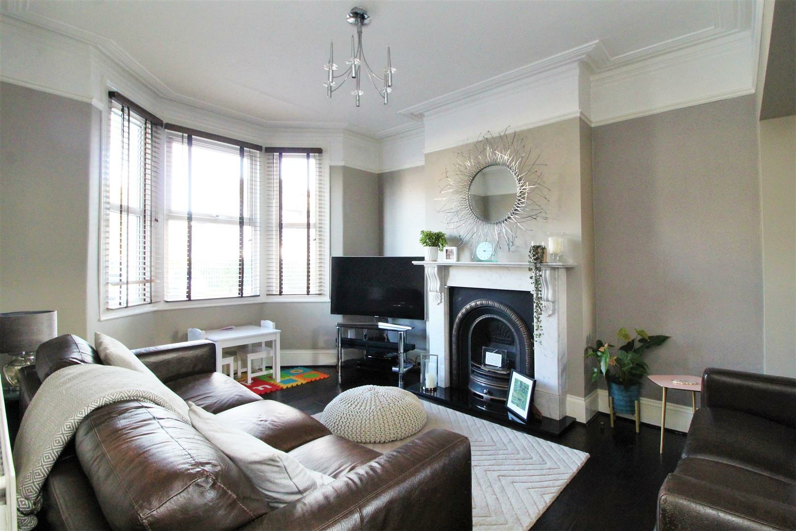 South Gipsy Road, Welling, Kent, DA16 Anthony Martin, Award Winning