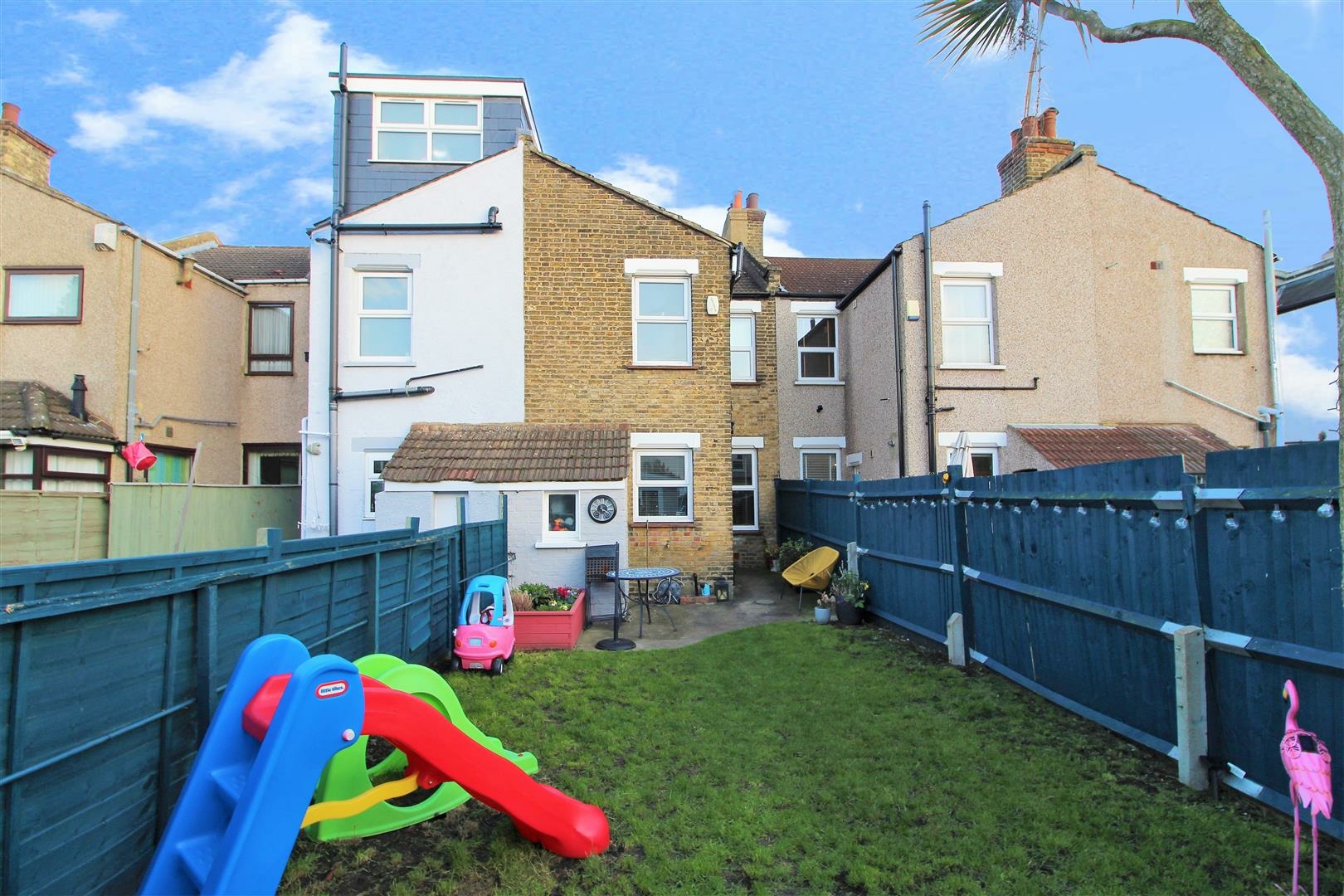 South Gipsy Road, Welling, Kent, DA16 Anthony Martin, Award Winning