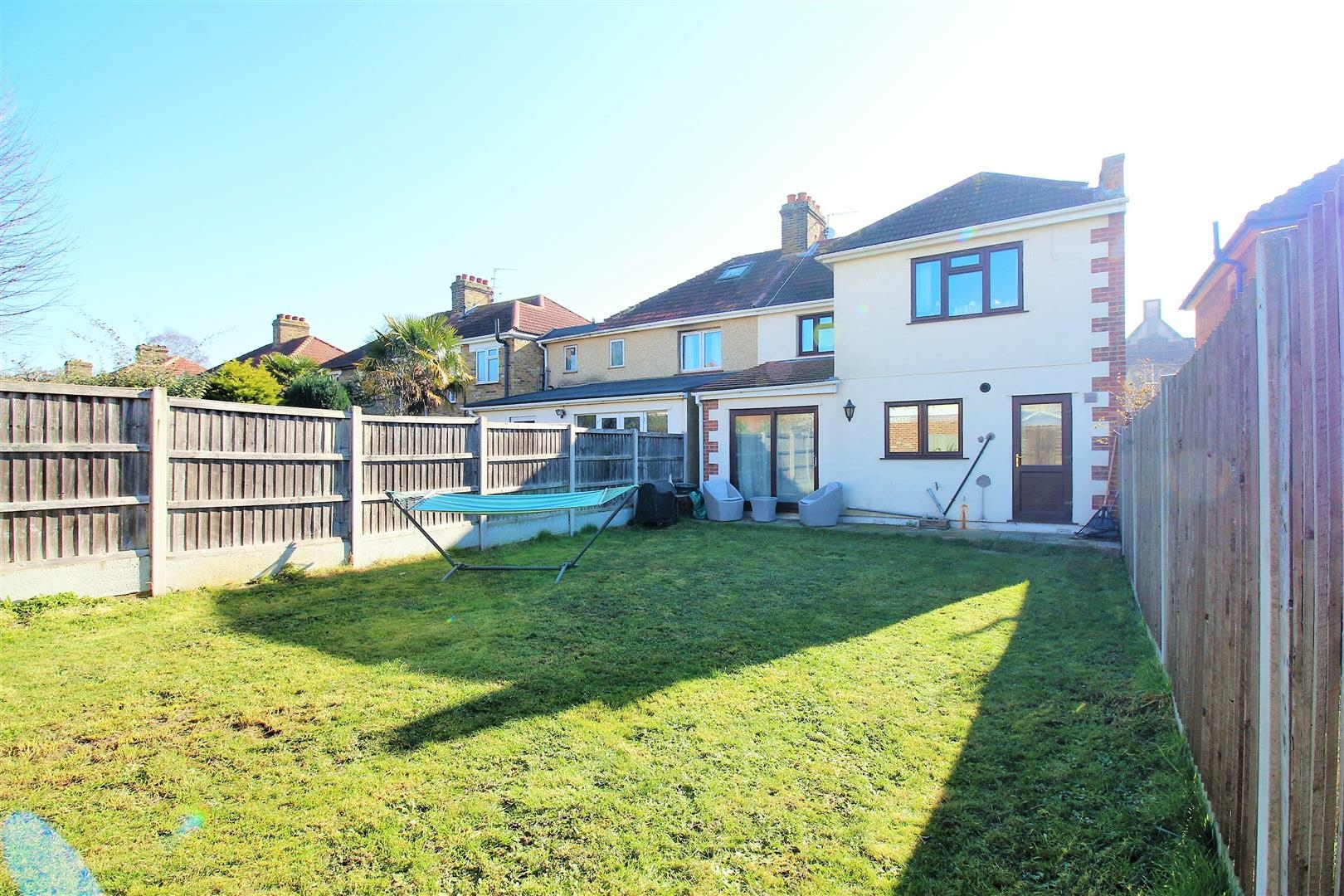 Axminster Crescent, Welling, Kent, DA16 Anthony Martin, Award Winning