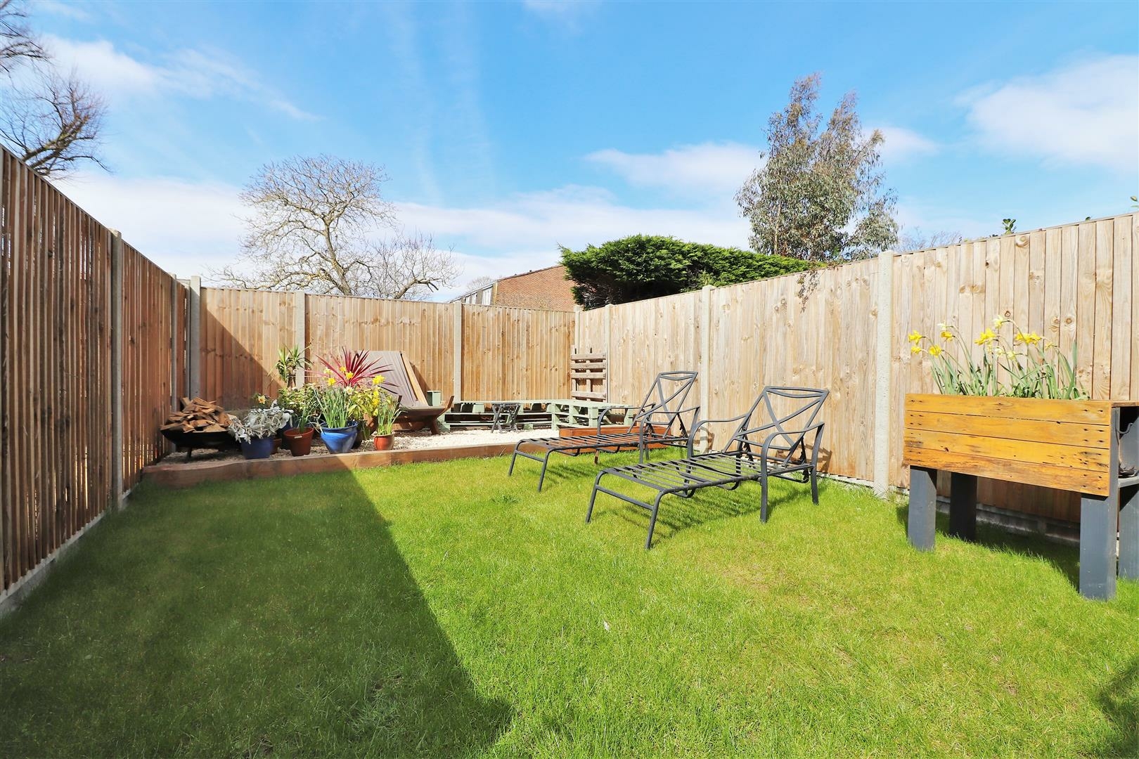 Gainsborough Square, Crook Log, Bexleyheath, Kent, DA6 Anthony Martin