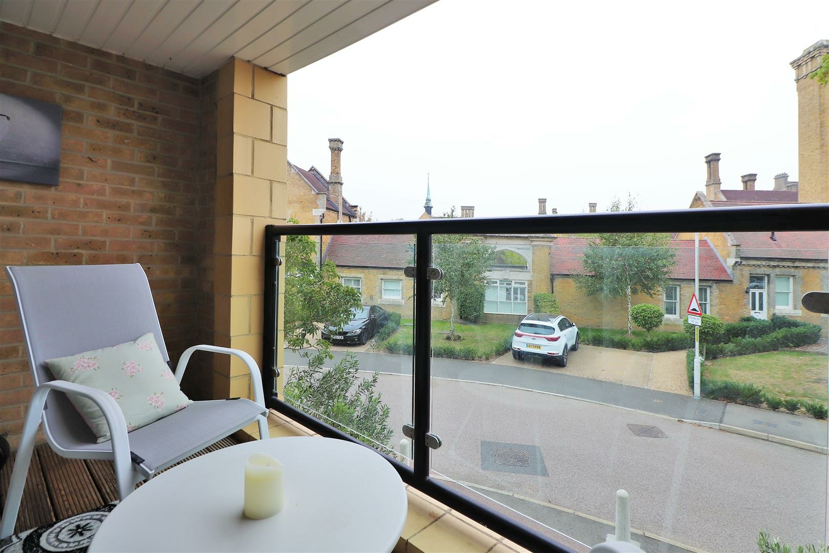 Chapel Drive, Dartford, DA2 Anthony Martin, Award Winning Estate