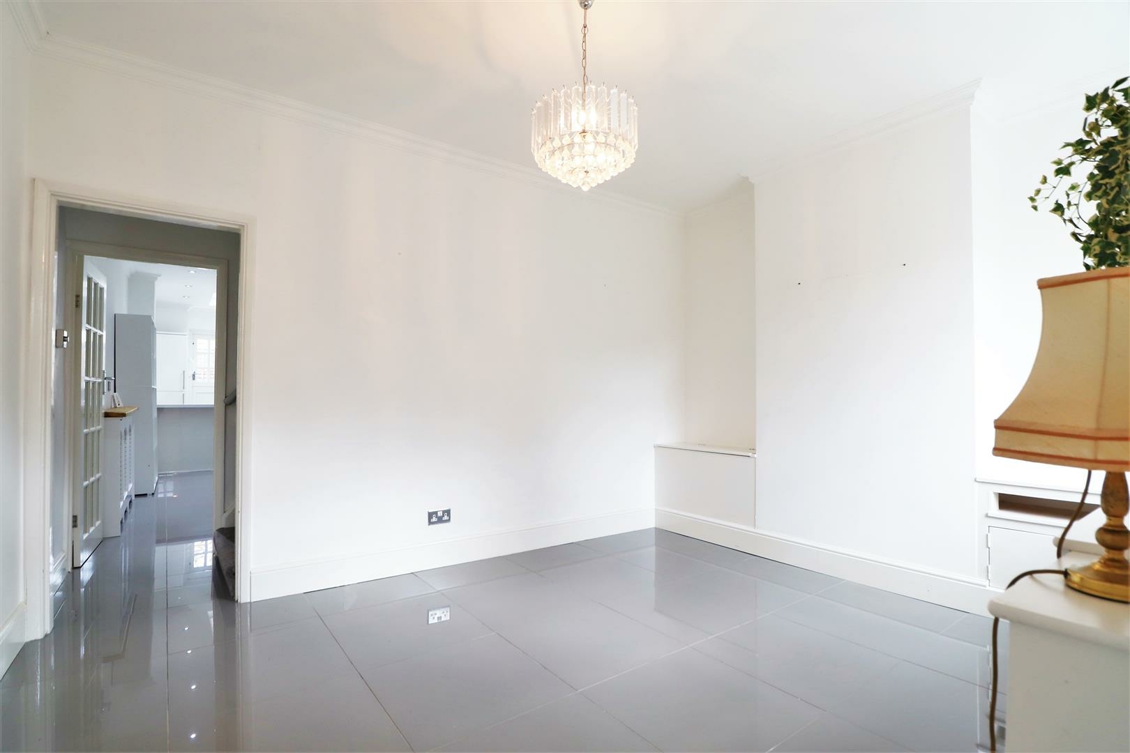 New Road, South Darenth, Dartford, Kent, DA4 Anthony Martin, Award