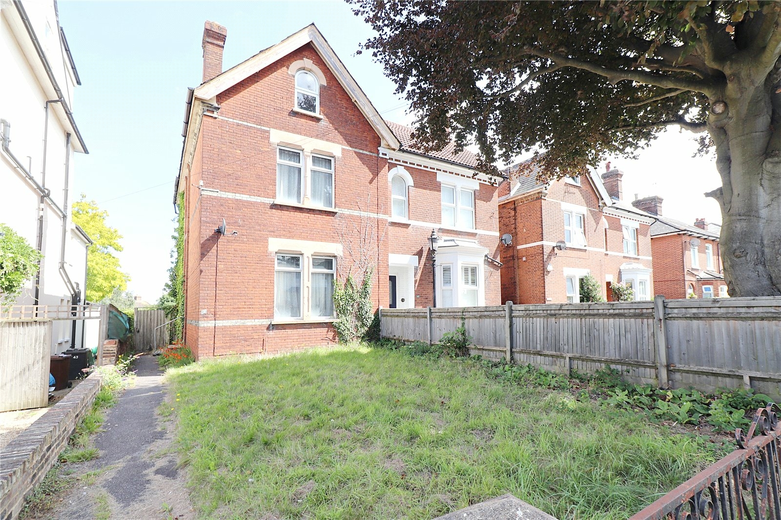 Pembury Road, Tonbridge, Kent, TN9 Anthony Martin, Award Winning