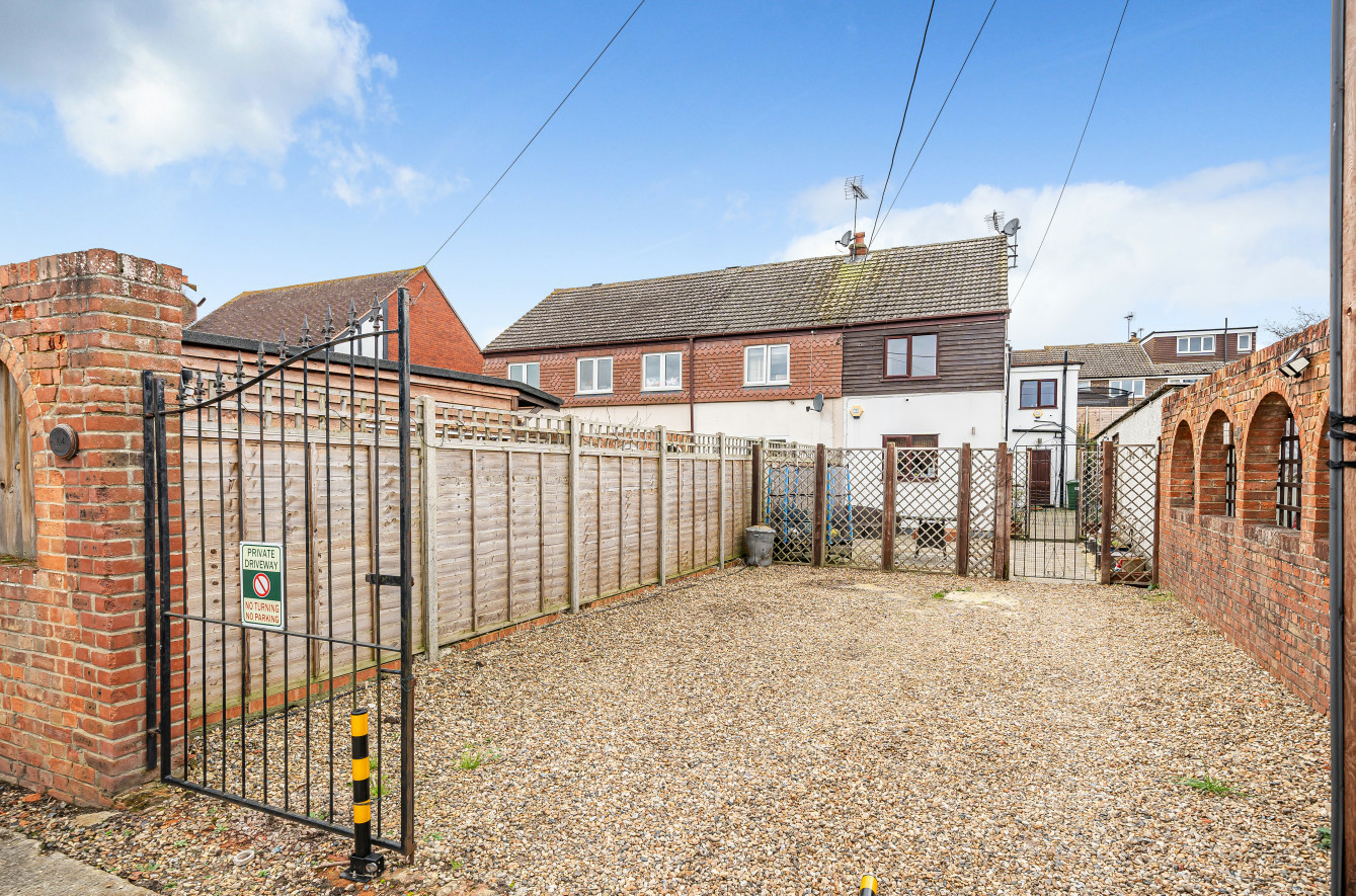 Main Road, Sutton At Hone, Dartford, Kent, DA4 Anthony Martin, Award