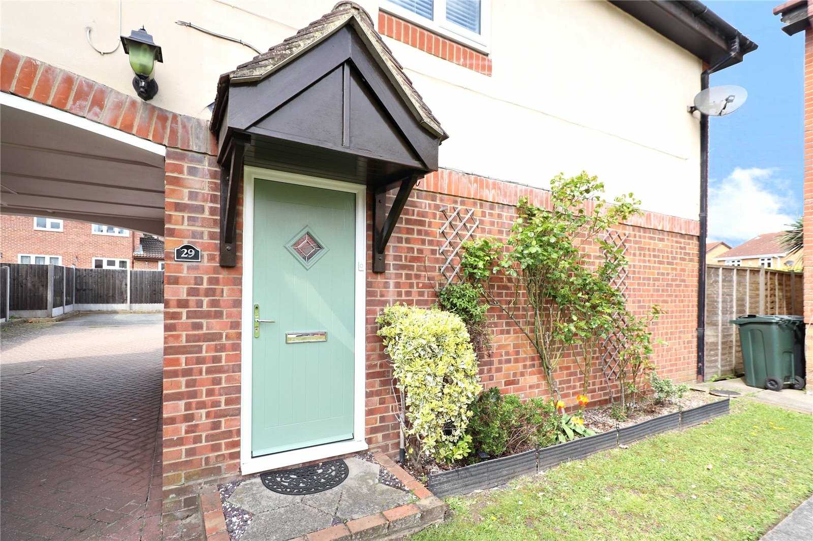 Smugglers Walk, Greenhithe, Kent, DA9 Anthony Martin, Award Winning Estate Agents Barnehurst